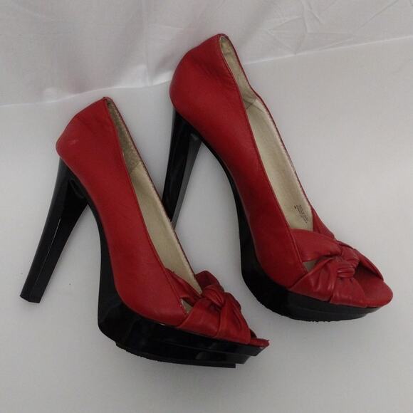 Michael Kors Red Stiletto Heels Sz 8M 5 inch heel - Picture 2 of 9